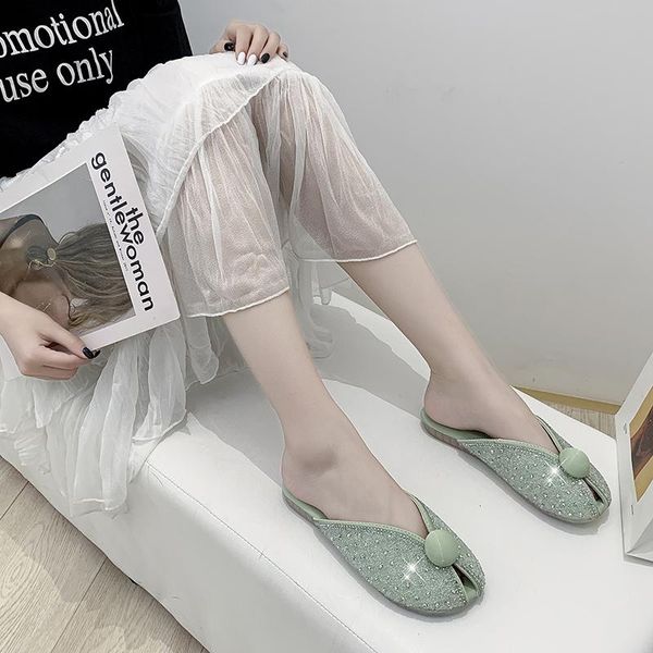 slippers 2021 spring fashion wild ball sequins fish mouth baotou half drag tide summer sandals and female wear z572, Black
slippers 2021 spring fashion wild ball sequins fish mouth baotou half drag tide summer sandals and female wear z572, Black