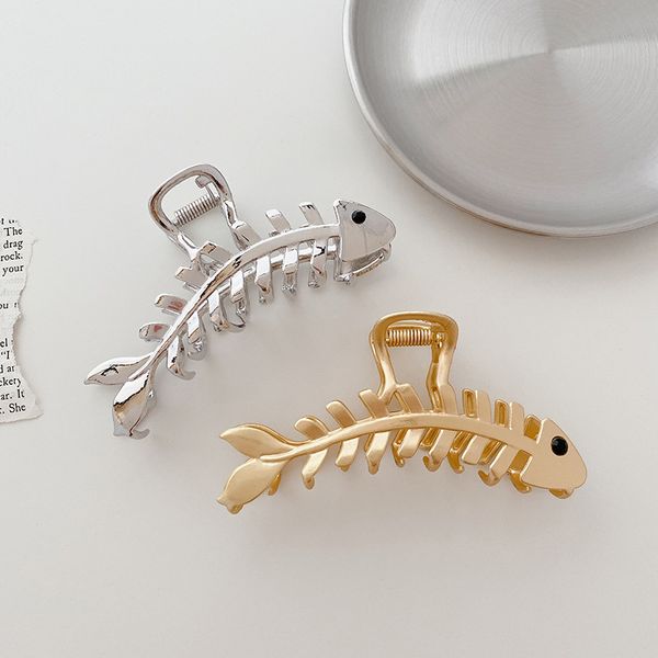hollow alloy fish bone hair clamps women scrunchies metal hairpin korean zircon female wash ponytail head wear claw clip accessories gold si, Slivery;golden
hollow alloy fish bone hair clamps women scrunchies metal hairpin korean zircon female wash ponytail head wear claw clip accessories gold si, Slivery;golden