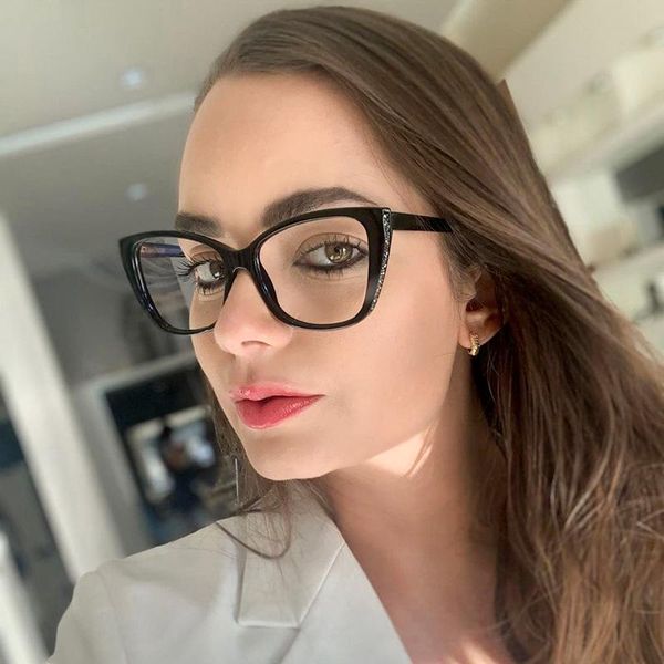 sunglasses chaoku blue light proof glasses female cp plug spring leg frame mirror flat lens myopia, White;black
sunglasses chaoku blue light proof glasses female cp plug spring leg frame mirror flat lens myopia, White;black