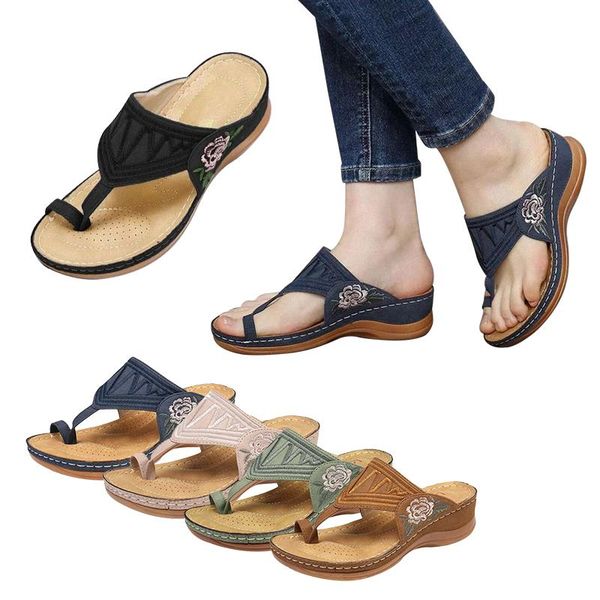 pair women's slippers toe ring slip on sandals low wedge heel slipper summer causal shoes flip flops fashion female 2021, Black
pair women's slippers toe ring slip on sandals low wedge heel slipper summer causal shoes flip flops fashion female 2021, Black