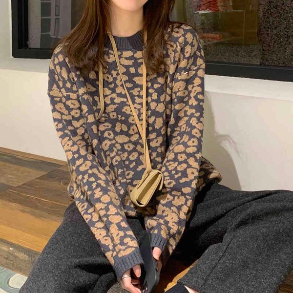 leopard control film, autumn and winter women's clothing, warm long sved sweater, retro, clown, fashion, White;black
leopard control film, autumn and winter women's clothing, warm long sved sweater, retro, clown, fashion, White;black