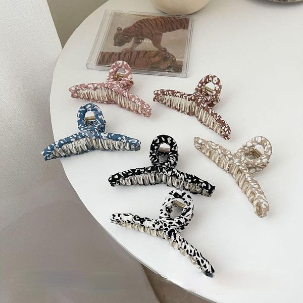 hair accessories korean style leopard print claw fashion women's solid large crab clips headwear for women
hair accessories korean style leopard print claw fashion women's solid large crab clips headwear for women