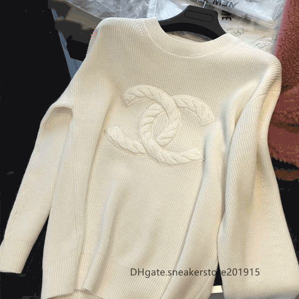 fashion autumn winter women's sweater c designer cardigan letter embroidery round neck long sleeves comfortable warm personality, White;black
fashion autumn winter women's sweater c designer cardigan letter embroidery round neck long sleeves comfortable warm personality, White;black