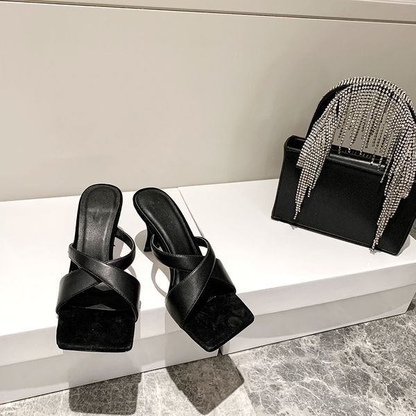 sandals luxury designers shoe brand summer shoes designer women slip pointed toe sandal high heel 7.5cm black
sandals luxury designers shoe brand summer shoes designer women slip pointed toe sandal high heel 7.5cm black
