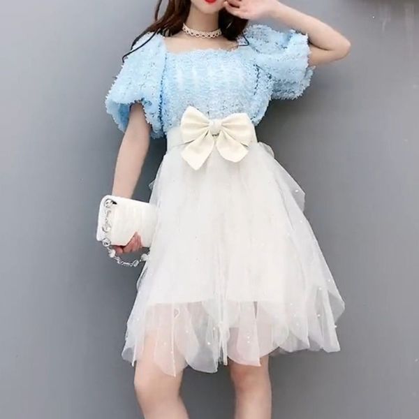 summer 2 piece set elegant sweet lace squaer collar puff sleeve + high waist bowknot mesh irregular skirts fashion suit 210518, White
summer 2 piece set elegant sweet lace squaer collar puff sleeve + high waist bowknot mesh irregular skirts fashion suit 210518, White