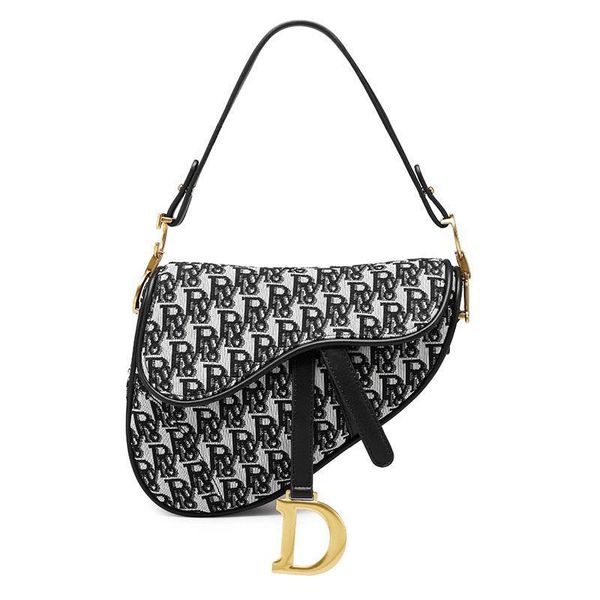 luxury herme handbags and storage . 2021 new fashion horseshoe saddle bag messenger hand bill of lading shoulder women'sytho
luxury herme handbags and storage . 2021 new fashion horseshoe saddle bag messenger hand bill of lading shoulder women'sytho