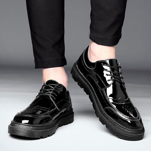 dress shoes british men's retro business casual low-lace-up breathable leather, Black
dress shoes british men's retro business casual low-lace-up breathable leather, Black