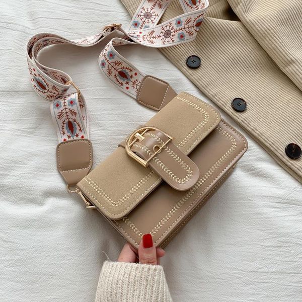 handbags wide shoulder strap bag women's 2021 korean fashion all-match shoulder/crossbody bags
handbags wide shoulder strap bag women's 2021 korean fashion all-match shoulder/crossbody bags