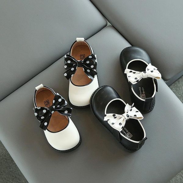 sandals girl single shoes 2021 spring and autumn lovely princess soft bottom bow bean casual, Black;red
sandals girl single shoes 2021 spring and autumn lovely princess soft bottom bow bean casual, Black;red