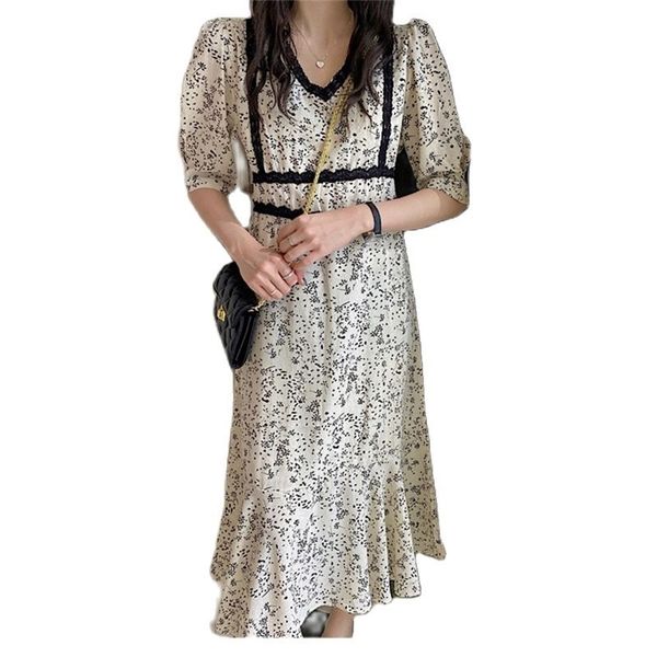 chiffon dress and lace contrast color long skirt casual women summer j korean fashion women's clothing 210520, Black;gray
chiffon dress and lace contrast color long skirt casual women summer j korean fashion women's clothing 210520, Black;gray