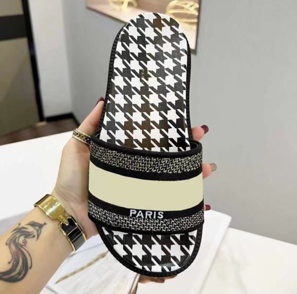 2022 womens slippers designer shoes sandals latest women slipperss weaving thick soles softness comfort ladies beach fashion casual with box, Black
2022 womens slippers designer shoes sandals latest women slipperss weaving thick soles softness comfort ladies beach fashion casual with box, Black