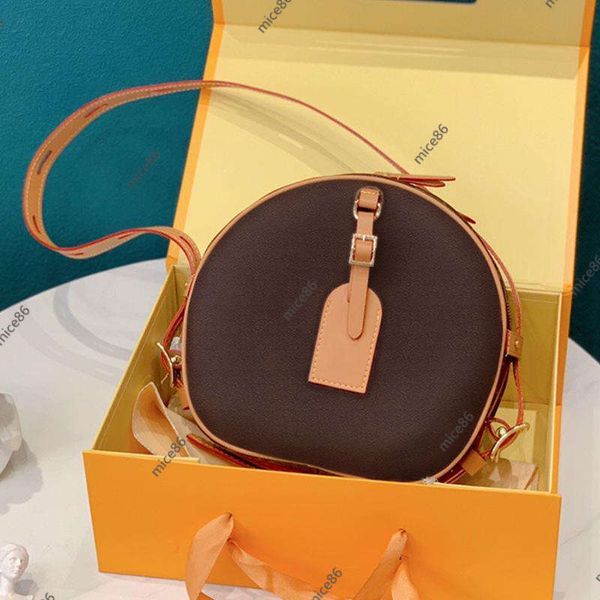 flowers womens boite chapeau souple genuine leather shoulders bags designers handbag retro luxurys woemns men crossbody shoulder wallet hand
flowers womens boite chapeau souple genuine leather shoulders bags designers handbag retro luxurys woemns men crossbody shoulder wallet hand