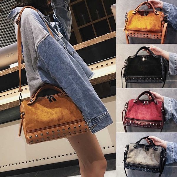 designer luxury bag design 4 colors pu leather rivet tote female handbags shoulder bag motorcycle crossbody bags women's leather handba, Red;black
designer luxury bag design 4 colors pu leather rivet tote female handbags shoulder bag motorcycle crossbody bags women's leather handba, Red;black