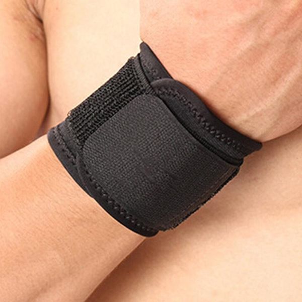 adjustable soft wristbands wrist support bracers for gym sport basketball carpal protector breathable wrap band strap safety, Black;red
adjustable soft wristbands wrist support bracers for gym sport basketball carpal protector breathable wrap band strap safety, Black;red