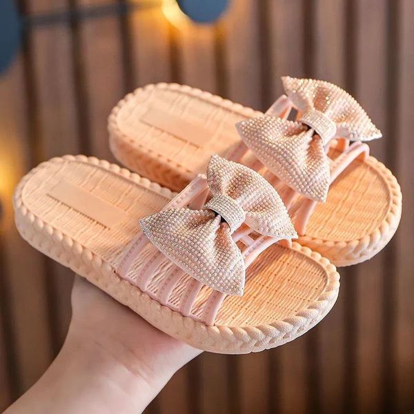 sandals 2021 summer girls slippers kids shoes cute bow princess children home outdoor non-slip soft bottom, Black;red
sandals 2021 summer girls slippers kids shoes cute bow princess children home outdoor non-slip soft bottom, Black;red