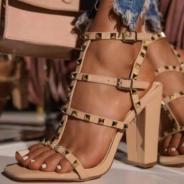 dress shoes fashion women's thick heel women sandals open toe summer design rivet high heels, Black
dress shoes fashion women's thick heel women sandals open toe summer design rivet high heels, Black