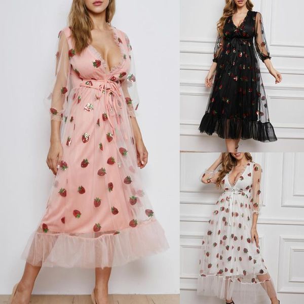 casual dresses 2021 formal dress sequins strawberry pattern women ruffles patchwork v neck lace net yarn for wedding, Black;gray
casual dresses 2021 formal dress sequins strawberry pattern women ruffles patchwork v neck lace net yarn for wedding, Black;gray