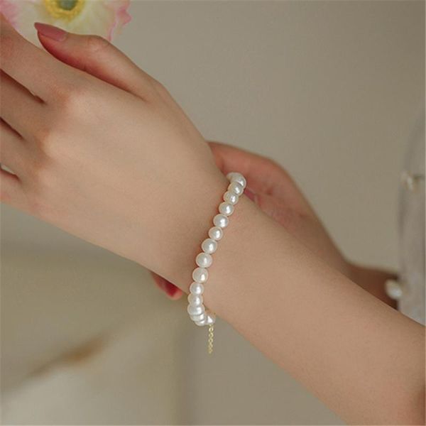 beaded, strands temperament bee flower women girls pendant pearl bracelets crystal bangles zircon, Black
beaded, strands temperament bee flower women girls pendant pearl bracelets crystal bangles zircon, Black