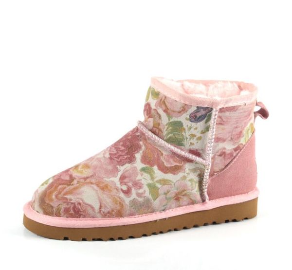 novel u5854 women short snow boots painting graffiti keep warm boot sheepskin cowskin genuine leather plush boots with dustbag card, Black
novel u5854 women short snow boots painting graffiti keep warm boot sheepskin cowskin genuine leather plush boots with dustbag card, Black