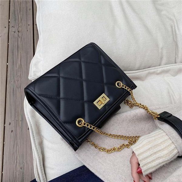 shoulder bags 2021 fashion bag women travel leather pu quilted female luxury handbags designer sac a main femme
shoulder bags 2021 fashion bag women travel leather pu quilted female luxury handbags designer sac a main femme