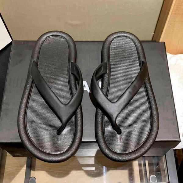 70% off wholesale flip-flops summer women flat flip flops beach sandals anti-slip soft comfortable casual vacation shoes slipper, Black
70% off wholesale flip-flops summer women flat flip flops beach sandals anti-slip soft comfortable casual vacation shoes slipper, Black
