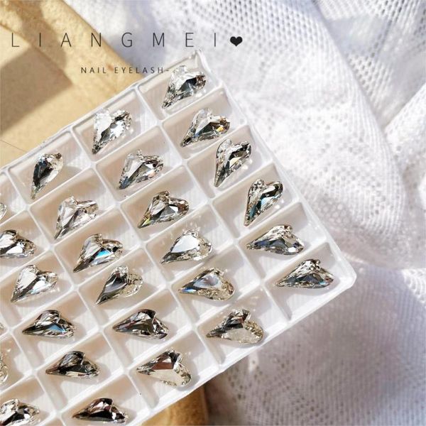 100pcs k9 bottom xxl diamond nail jewelry heart love diy art 9.5x15mm big crooked rhinestone decorations, Silver;gold
100pcs k9 bottom xxl diamond nail jewelry heart love diy art 9.5x15mm big crooked rhinestone decorations, Silver;gold