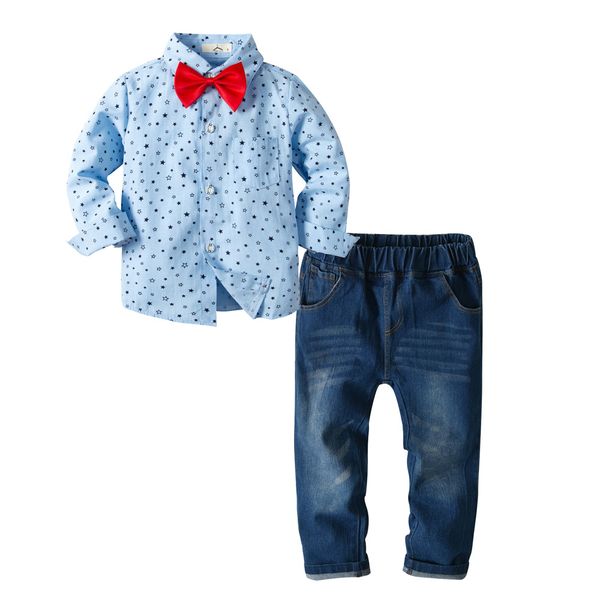 autumn new children's suit boys korean version of cotton blue stars print + bow jeans two-piece, White
autumn new children's suit boys korean version of cotton blue stars print + bow jeans two-piece, White