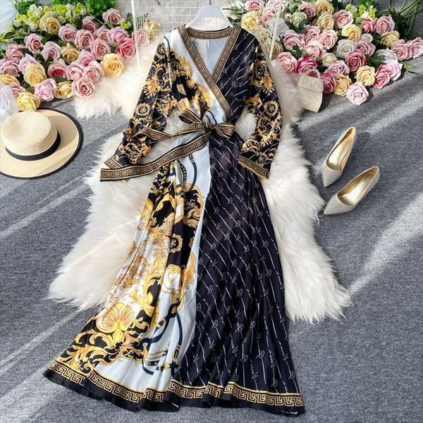autumn style elegant waist slimming womens dress retro print v neck fashion big swing women, Black;gray
autumn style elegant waist slimming womens dress retro print v neck fashion big swing women, Black;gray