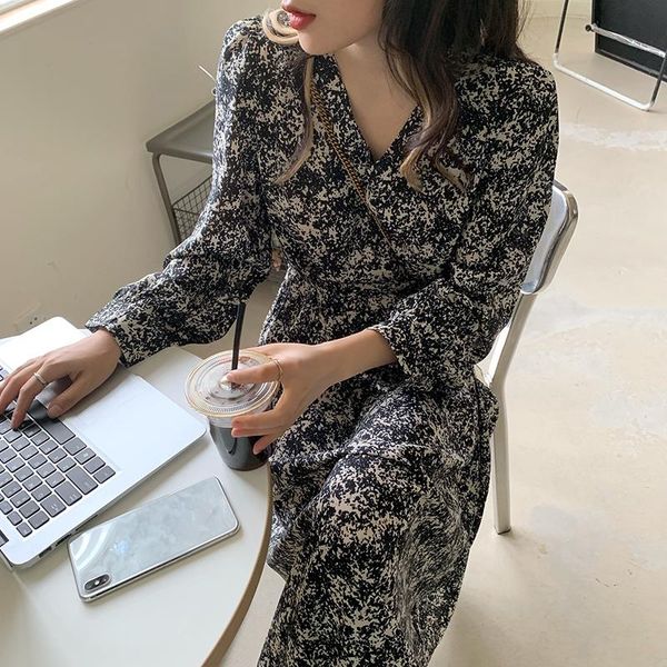 casual dresses floral dress women's autumn 202 style v-neck waist, thin temperament, long sleeves, a-line skirt, Black;gray
casual dresses floral dress women's autumn 202 style v-neck waist, thin temperament, long sleeves, a-line skirt, Black;gray