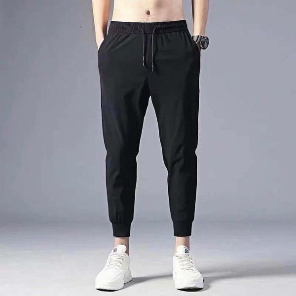 men's pants 2021 summer thin ice silk casual breathable quick-drying running sports sweatpants for men, Black
men's pants 2021 summer thin ice silk casual breathable quick-drying running sports sweatpants for men, Black
