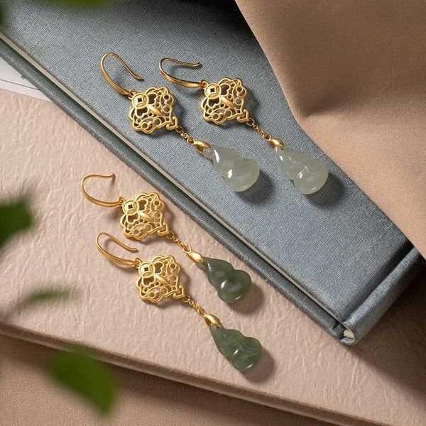 dangle & chandelier style ancient gold craftsmanship inlaid natural hetian jade gourd gilt earrings exquisite and elegant ladies' jewel, Silver
dangle & chandelier style ancient gold craftsmanship inlaid natural hetian jade gourd gilt earrings exquisite and elegant ladies' jewel, Silver