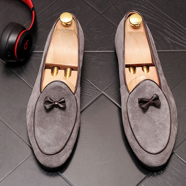 luxuries designers mens driving party wedding shoe classic bowtie slip on black velvet driver suede walking loafers spring autumn casual fla
luxuries designers mens driving party wedding shoe classic bowtie slip on black velvet driver suede walking loafers spring autumn casual fla