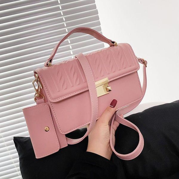 evening bags 2021 fashion lock women shoulder designer handbags pu leather crossbody bag flap woman small purses female clutch 2 set
evening bags 2021 fashion lock women shoulder designer handbags pu leather crossbody bag flap woman small purses female clutch 2 set