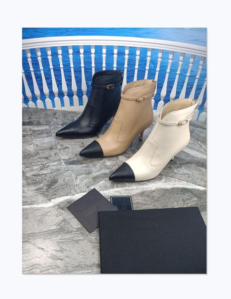 2021 fine high heel pure leather martin boots pointed short color matching side zipper, Black
2021 fine high heel pure leather martin boots pointed short color matching side zipper, Black