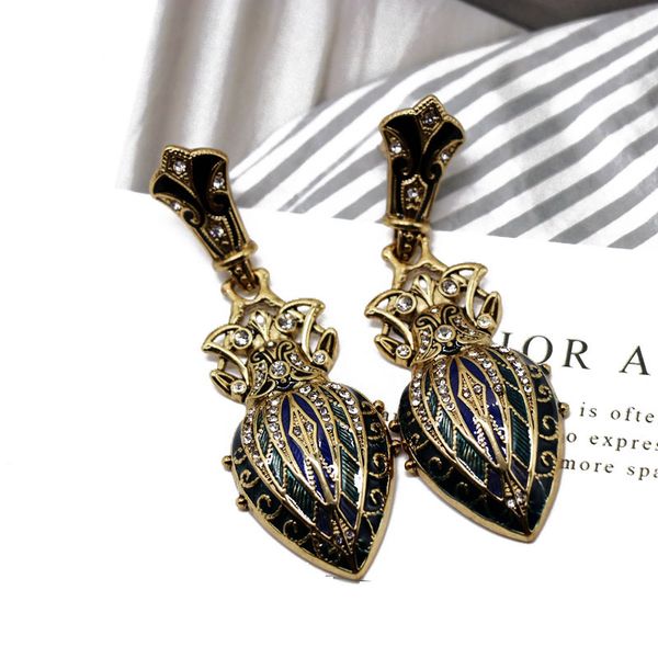 Manufacturerssupplycoppermaterialearringspalacestyleearringspatterndropshapebluedripglazeearringsforwomen
Manufacturerssupplycoppermaterialearringspalacestyleearringspatterndropshapebluedripglazeearringsforwomen