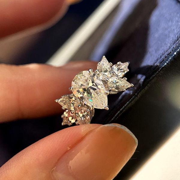 luxury female crystal water drop ring charm silver color thin engagement vintage white zircon wedding rings for women, Slivery;golden
luxury female crystal water drop ring charm silver color thin engagement vintage white zircon wedding rings for women, Slivery;golden