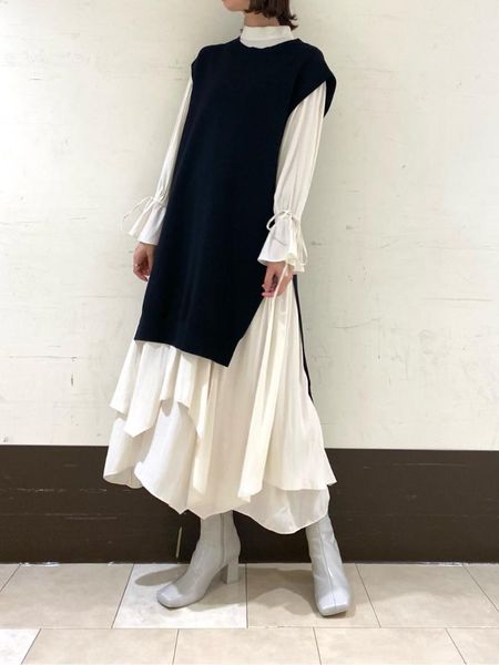 casual dresses fashion 2 pcs women set solid split knit vest + flare sleeve drawstring chiffon shirt dress 2021 spring autumn, Black;gray
casual dresses fashion 2 pcs women set solid split knit vest + flare sleeve drawstring chiffon shirt dress 2021 spring autumn, Black;gray