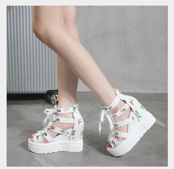 dress shoes 2021 summer gladiator sandals, high-heeled cross-lacing women's with matching colors, and fish-bill platform wedges, Black
dress shoes 2021 summer gladiator sandals, high-heeled cross-lacing women's with matching colors, and fish-bill platform wedges, Black