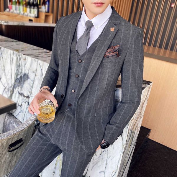 men's suits & blazers classic male business listing formal suit british style gentleman banquet men leisure three pieces joint vtly, White;black
men's suits & blazers classic male business listing formal suit british style gentleman banquet men leisure three pieces joint vtly, White;black
