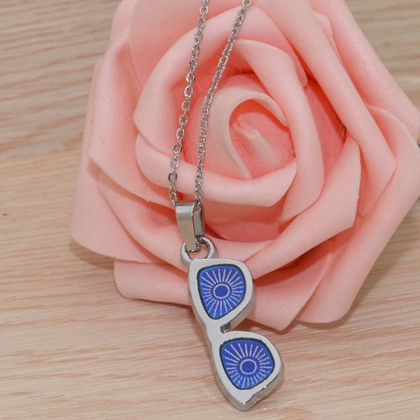 glasses shape mood necklace stainless steel chain necklaces color changing with temperature change feeling, Silver
glasses shape mood necklace stainless steel chain necklaces color changing with temperature change feeling, Silver