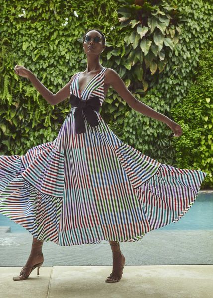luxury party evening dress 2021 summer women's striped print deep v suspender swing skirt, White;pink
luxury party evening dress 2021 summer women's striped print deep v suspender swing skirt, White;pink