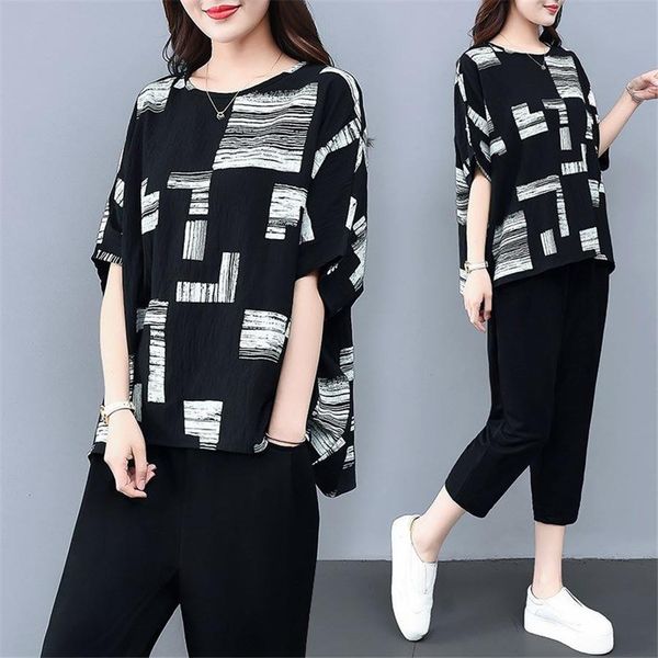 summer sporting two piece women tracksuits set short sleeve t shirt amp pants sets female large size loose tracksuit 4xl, Gray
summer sporting two piece women tracksuits set short sleeve t shirt amp pants sets female large size loose tracksuit 4xl, Gray