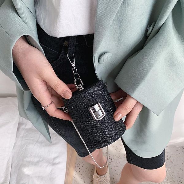 cosmetic bags & cases womens bag fashion velvet mini one-shoulder diagonal make-up bag, small cylinder chain
cosmetic bags & cases womens bag fashion velvet mini one-shoulder diagonal make-up bag, small cylinder chain