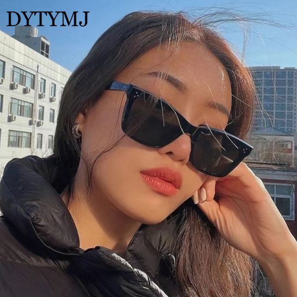 dytymj new cat eye sunglasses women/men 2021 mirrors sunglasses for men vintage shades for women gafas de sol mujer glasses wholesale, White;black
dytymj new cat eye sunglasses women/men 2021 mirrors sunglasses for men vintage shades for women gafas de sol mujer glasses wholesale, White;black