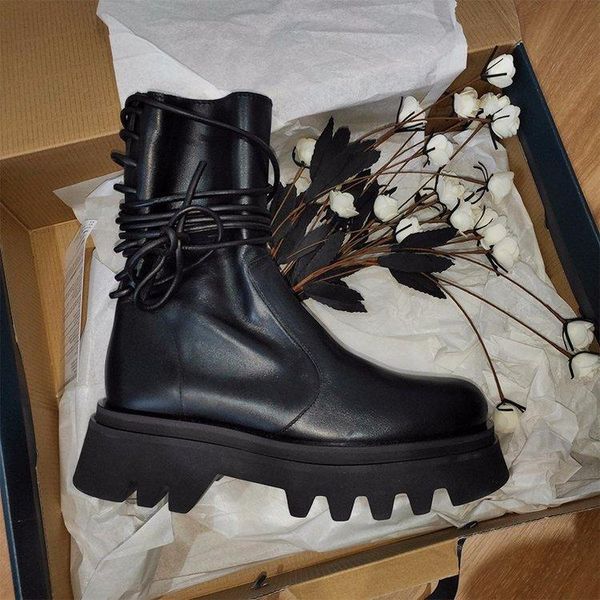 boots women's fall 2021 side british style and handsome zipper short with thick soles black
boots women's fall 2021 side british style and handsome zipper short with thick soles black