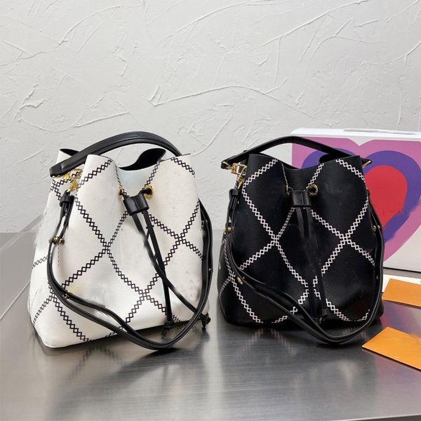 designer bag tote women black lattice drawstring bucket bag leather floral handbag white ladies handbags playing cards pouch simple clutch g
designer bag tote women black lattice drawstring bucket bag leather floral handbag white ladies handbags playing cards pouch simple clutch g