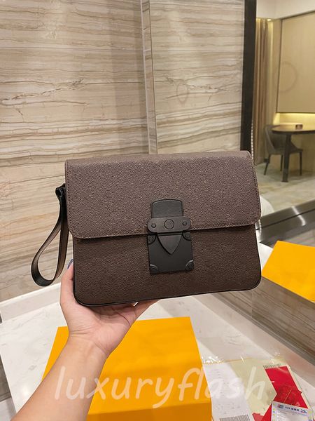mens and womens designer clutch handbags latest 2021 lock purses business briefcase pochette leather europe and america flash sale
mens and womens designer clutch handbags latest 2021 lock purses business briefcase pochette leather europe and america flash sale