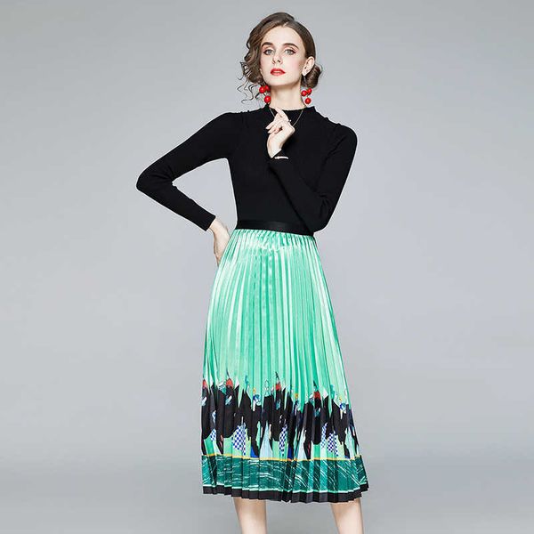 winter fashion elegant slim women suits black ladies o neck knitted sweaters + green print pleated skirt two piece set 210525, White
winter fashion elegant slim women suits black ladies o neck knitted sweaters + green print pleated skirt two piece set 210525, White