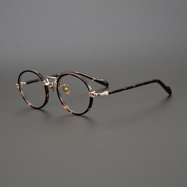 design sunglasses japanese small round frame pure titanium medium gold beam plate men's and women's square face can be equipped wi, White;black
design sunglasses japanese small round frame pure titanium medium gold beam plate men's and women's square face can be equipped wi, White;black