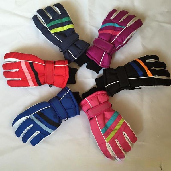 ski gloves women sport waterproof winter warm men snow snowmobile thouchscreen palm motorcycle m382
ski gloves women sport waterproof winter warm men snow snowmobile thouchscreen palm motorcycle m382